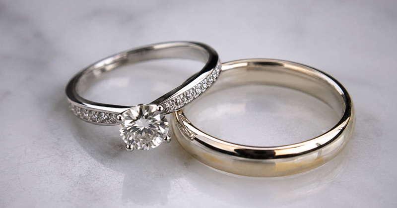 ¿Qué es el rodio y por qué todos hablan de él cuando compras un anillo de oro blanco?