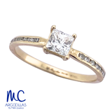 Anillo de compromiso de diamante natural 0.54 ct · corte princess cut · color G-H · claridad SI1 · oro amarillo 14k