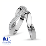 Set de argollas de matrimonio de oro amarillo 10k y 14k · con zirconia · modelo ARG-015 ARG-016