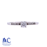 Anillo de compromiso de diamante natural 0.19 ct · corte redondo brillante · color G-H · claridad SI1 · oro blanco 14k