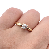 Anillo de compromiso de diamante natural 0.40 ct · corte redondo brillante · color G-H · claridad SI1 · oro amarillo 14k