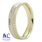 Argolla de matrimonio de oro combinado 10k y 14k · 5 mm · estilo recto · acabado labrado · modelo F202115