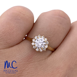 Anillo de compromiso de diamante de laboratorio 0.54 ct · corte redondo brillante · color D · claridad VVS1 · oro amarillo 14k · modelo 680519082