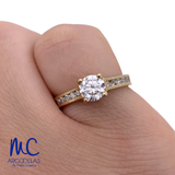 Anillo de compromiso de diamante de laboratorio 1.03 ct · corte redondo · color F · claridad VVS2 · oro amarillo 14k