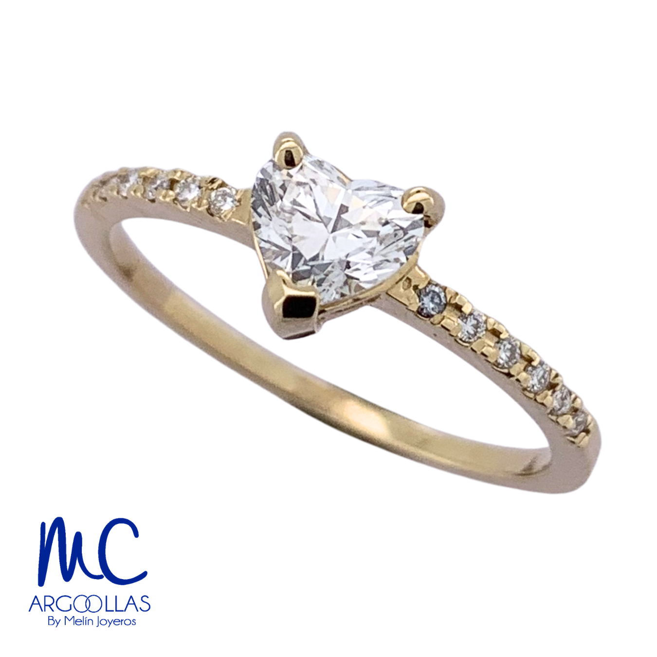 Anillo de compromiso de diamante de laboratorio 0.50 ct · corte corazón · color D · claridad VVS2 · oro amarillo 14k