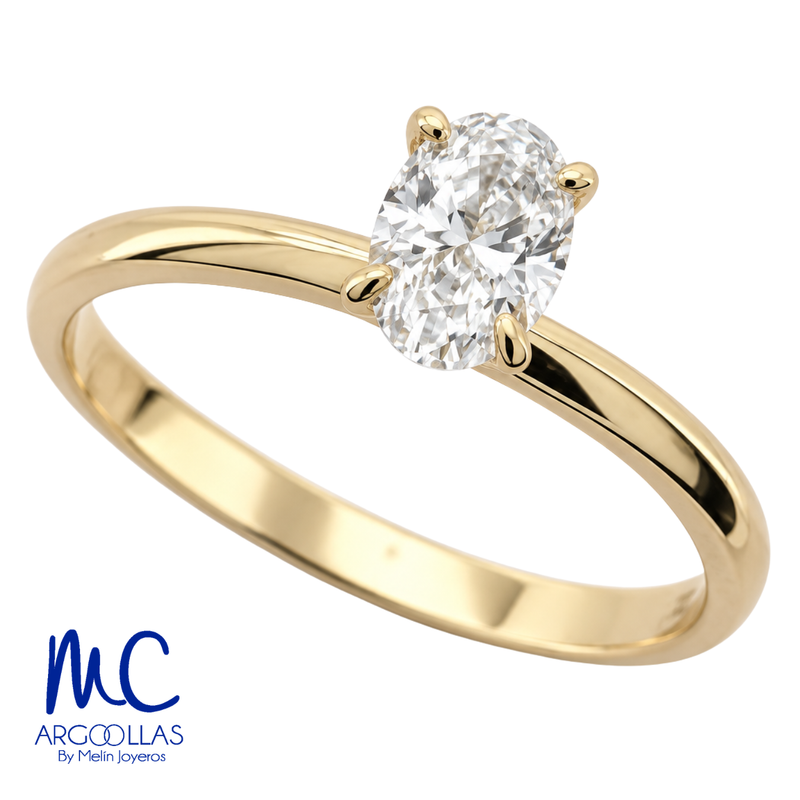 Anillo de compromiso de diamante de laboratorio 0.63 ct · corte oval brillante · color E · claridad VVS2 · oro amarillo 14k