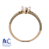 Anillo de compromiso de diamante de laboratorio 0.50 ct · corte corazón · color D · claridad VVS2 · oro amarillo 14k