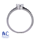 Anillo de compromiso de diamante de laboratorio 0.50 ct · corte corazón · color D · claridad VVS2 · oro blanco 14k